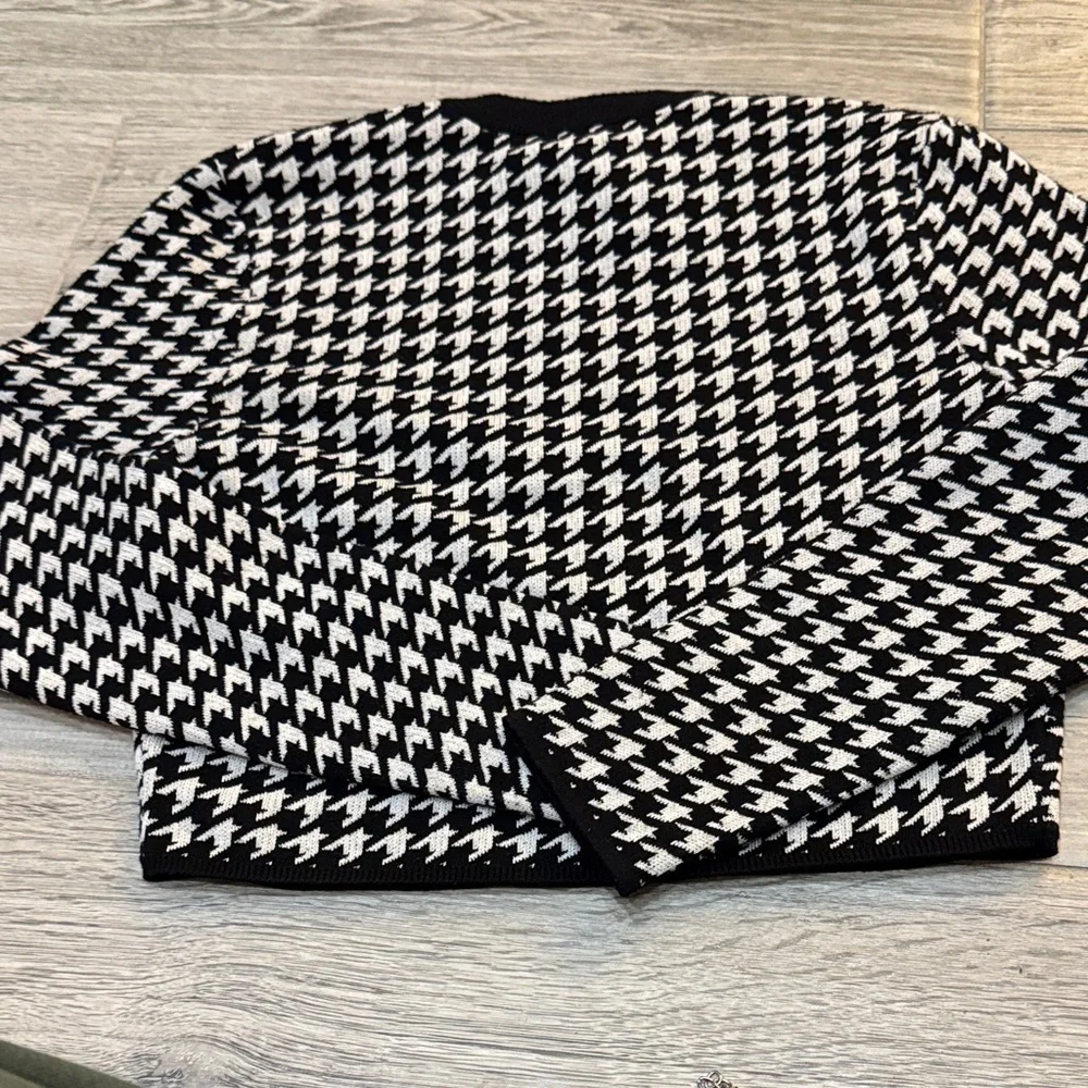 Express Houndstooth Sweater